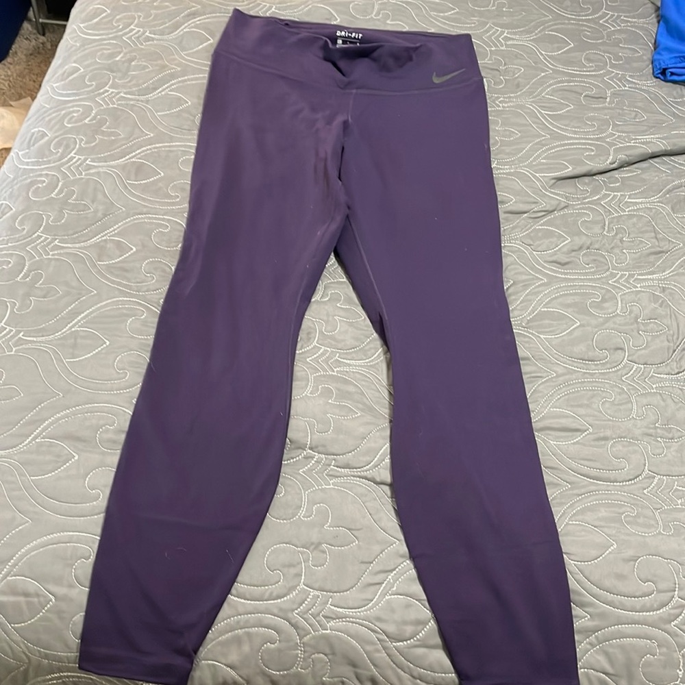NIKE dri-fit plum L running tights